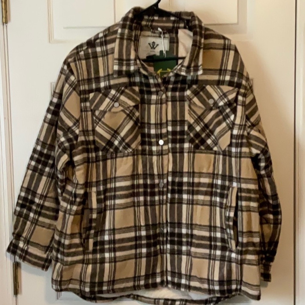 Wenven Plaid Shirt Jacket Women’s Cozy Sherpa Lining Warm Coat Size Medium NWT